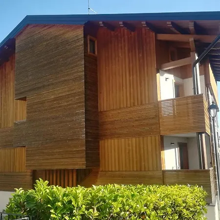Feriehus Ranuncolo 6 Sùtrio